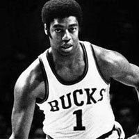 奥斯卡・罗伯特森